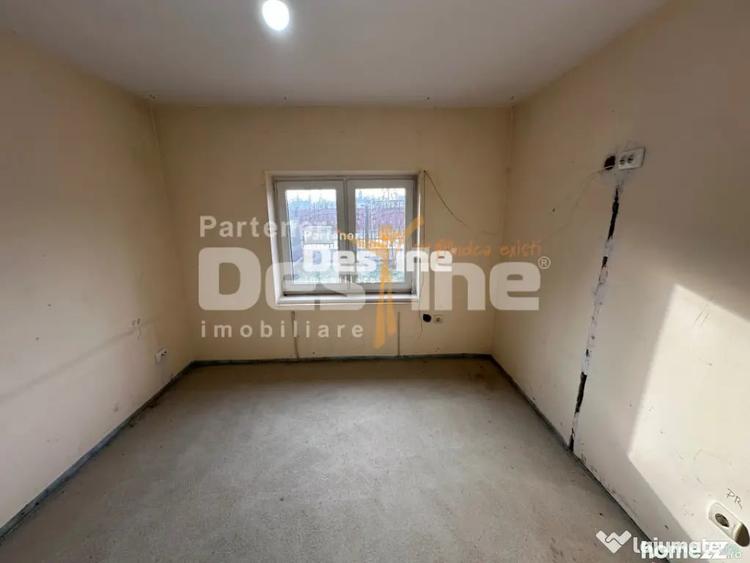 Casă cu 3 camere cu Teren 450 Mp în Central