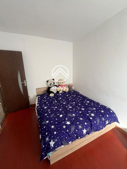 Apartament cu 2 camere semidecomandat în Florești
