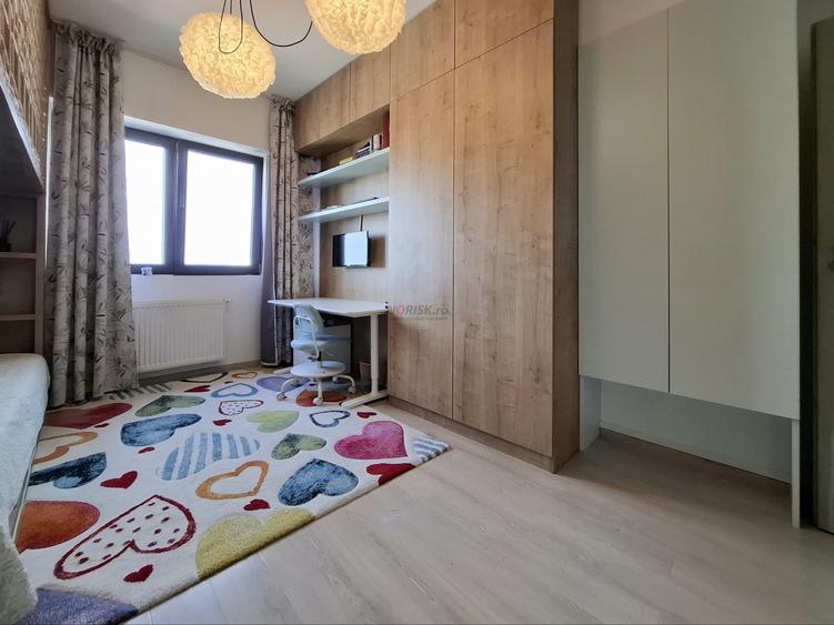 Apartament cu 2 camere semidecomandat, mobilat în P-ța Muncii