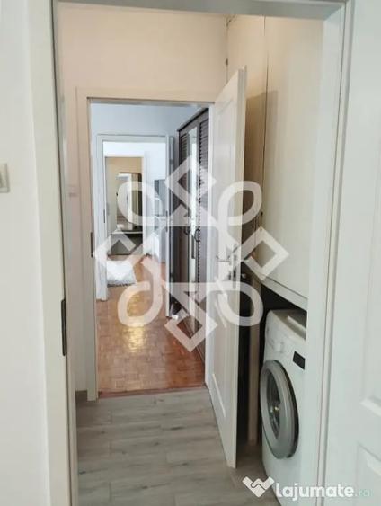 Apartament cu 3 camere semidecomandat în Rogerius