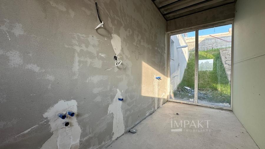 Duplex cu 4 camere cu Canalizare în Feleacu