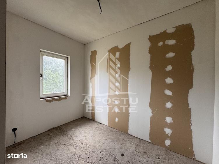 Casă cu 4 camere în Fărcădin