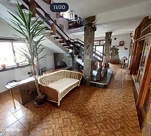 Casă cu 4 camere în Central
