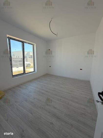Casă cu 4 camere cu Teren 400 Mp în Berceni
