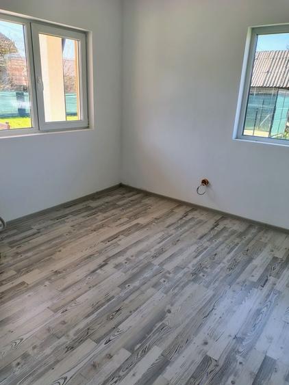 Casă cu 3 camere în Central