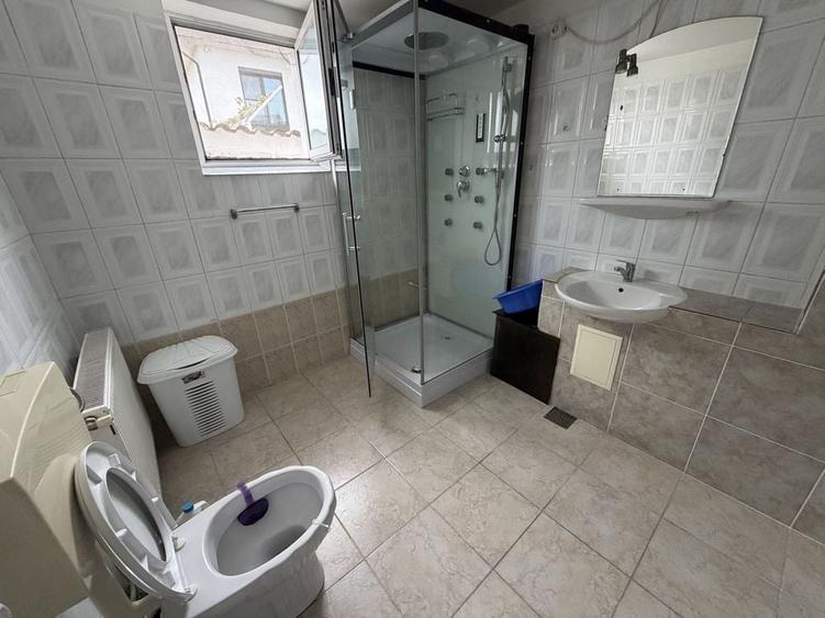 Casă cu 3 camere cu Teren 500 Mp în Geamăna