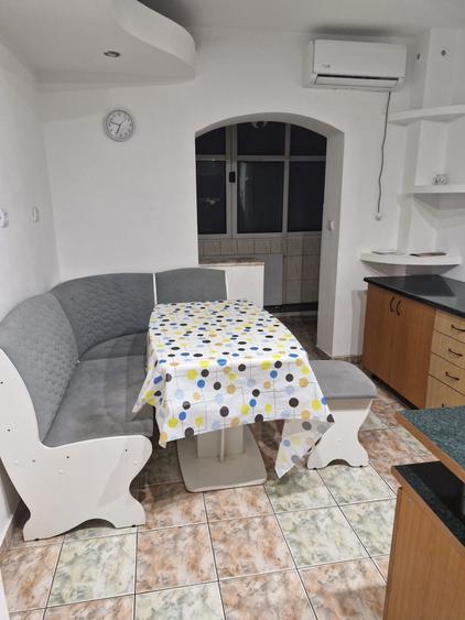Apartament cu 2 camere decomandat în Exterior Vest
