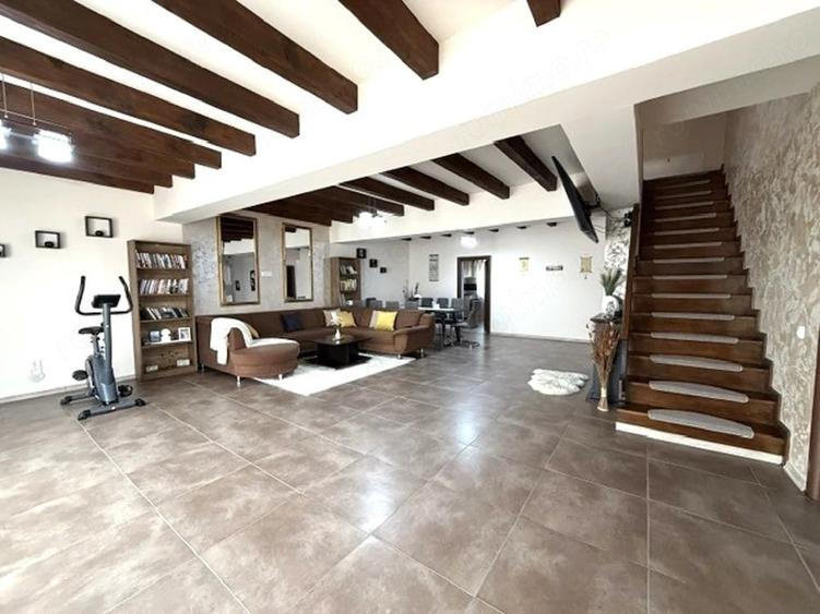 Casă cu Teren 629 Mp în Central