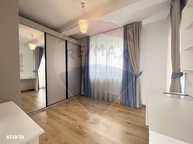 Apartament cu 4 camere în Central