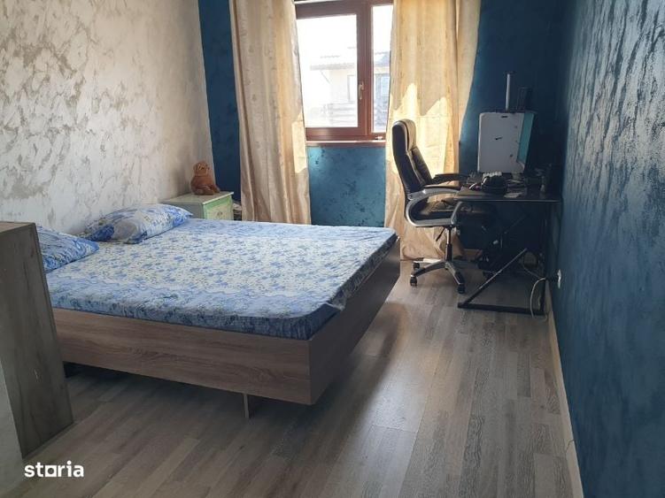 Casă cu 4 camere în Rediu
