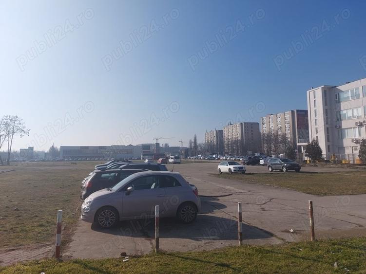 Apartament cu 3 camere semidecomandat în Gheorghe Lazăr