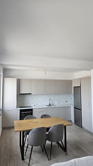 Apartament cu 2 camere decomandat în Păulești