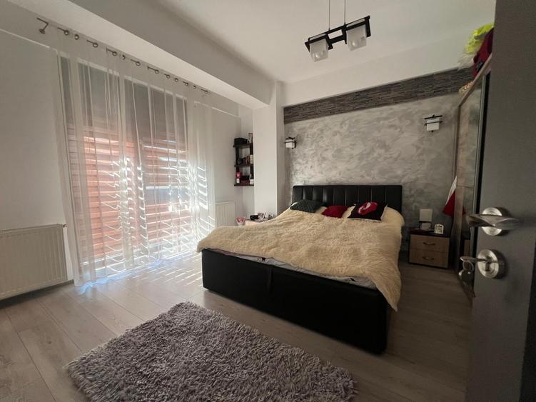 Apartament modern cu 3 camere și terasă, (optional  3 locuri parcare) -190.000 € - 45