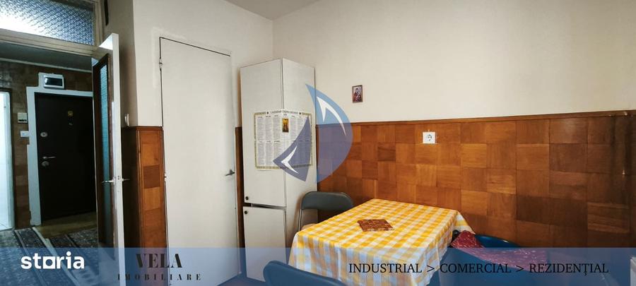 Apartament cu 3 camere decomandat în 1 Decembrie 1918