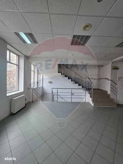 Spațiu comercial, de 550 mp, în Ultracentral