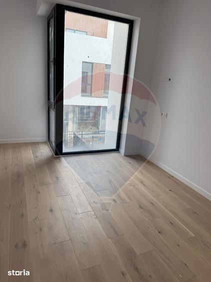 Casa / Vila cu 4 camere de vanzare - 9