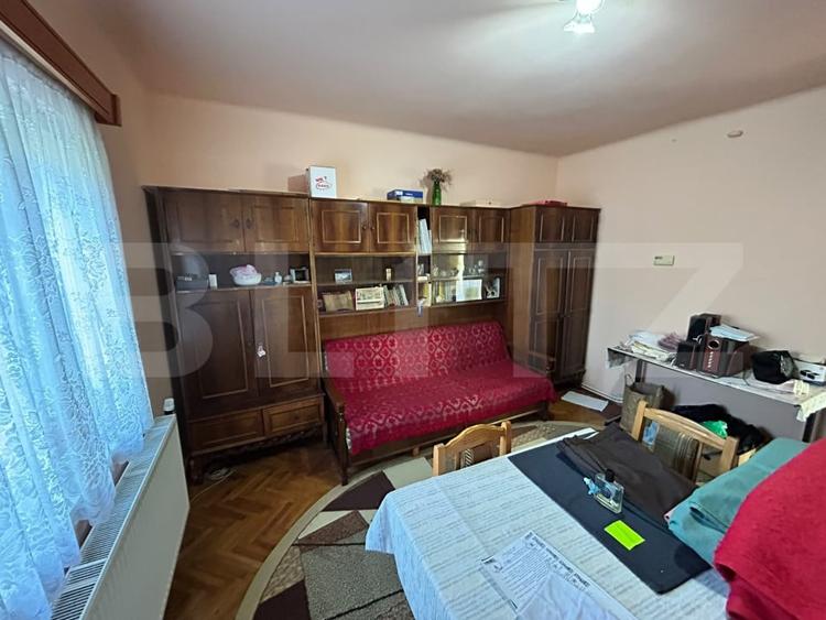 Casă individuală cu 5 camere cu Garaj în Luduș