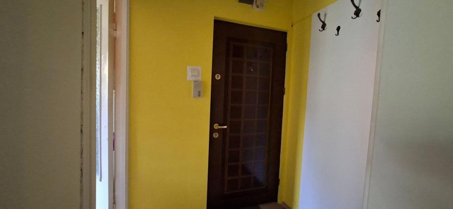 Apartament cu 2 camere semidecomandat, mobilat în Medicină