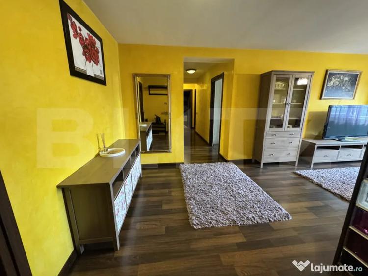 Apartament cu 3 camere decomandat în Central