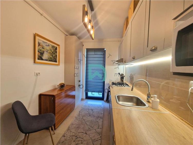Apartament cu 2 camere decomandat, mobilat în Cristian