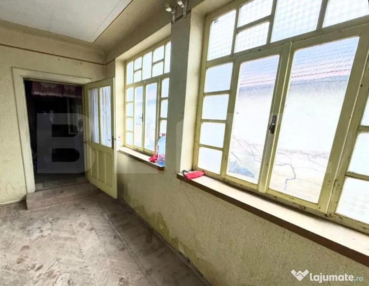 Casa trainica, Ighiu, pe 1252 mp de teren - spa?iu ?i st - 3
