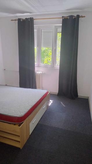 Apartament cu 2 camere semidecomandat în Gorjului
