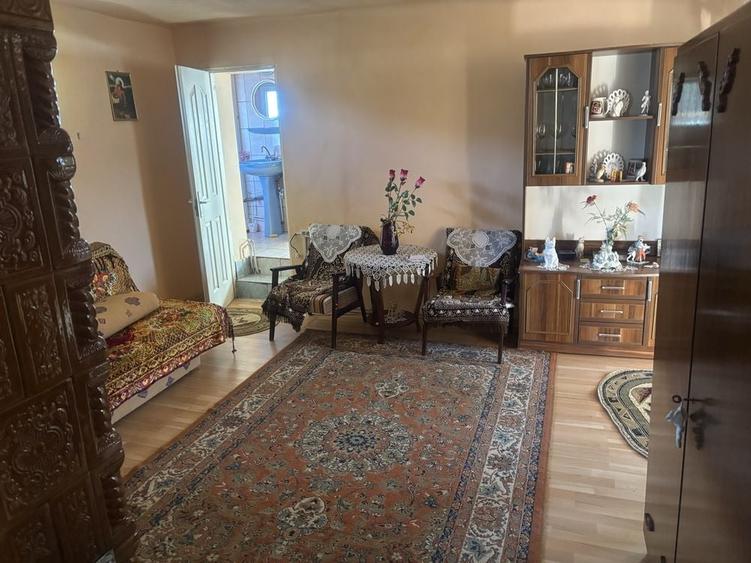 Casă cu 4 camere în Ciucea