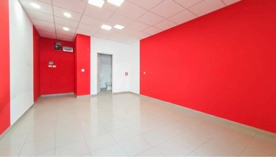 Spațiu comercial, de 60 mp, în Central
