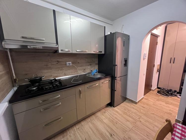 Apartament cu 2 camere semidecomandat în Ultracentral