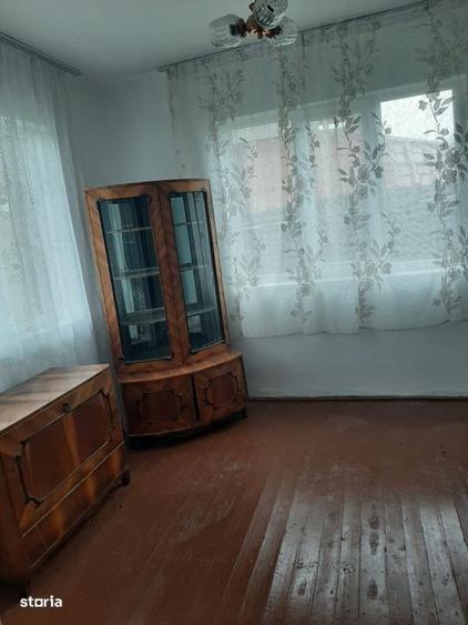 Casă cu 4 camere cu Teren 1400 Mp în Letca