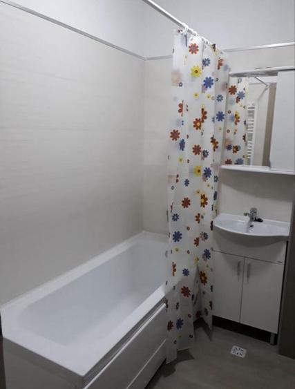 Apartament cu 2 camere decomandat în Trivale