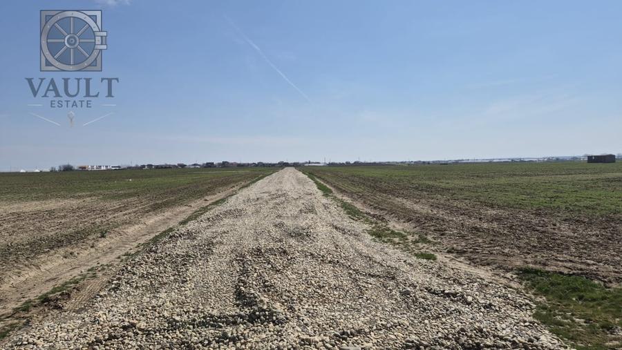 Teren Construcții intravilan de 9545 mp, în Vidra