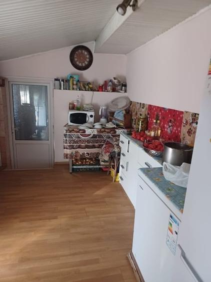 Casă individuală cu 3 camere cu Garaj în Târzii