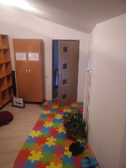 Birou, de 170 mp, în Universitate