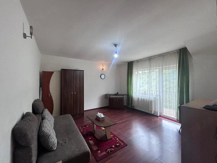 Garsonieră decomandată în Florești