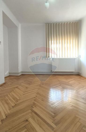 Apartament spa?ios intr-o cladire istorica, zona cent... - 6