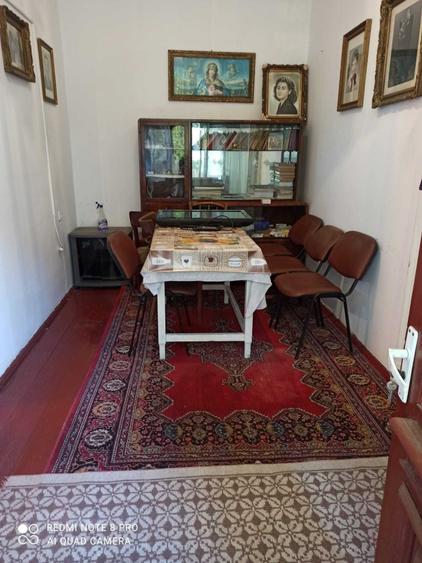 Casă cu 3 camere în Central
