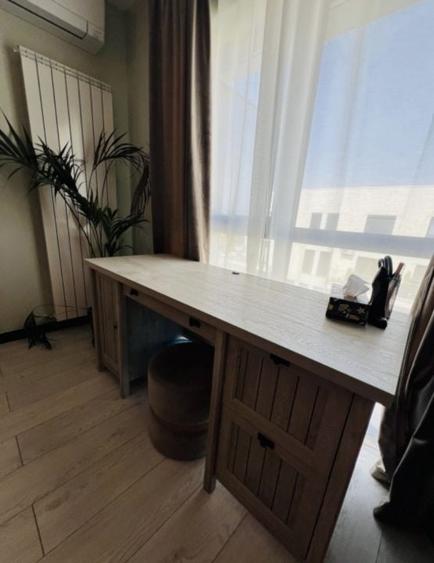 Apartament cu 4 camere semidecomandat, mobilat în Drumul Taberei