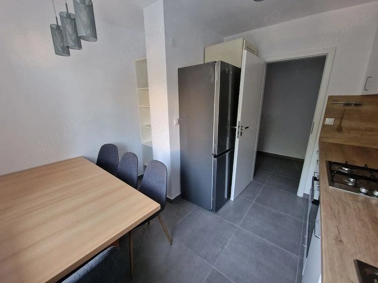 Apartament cu 2 camere decomandat în Apa
