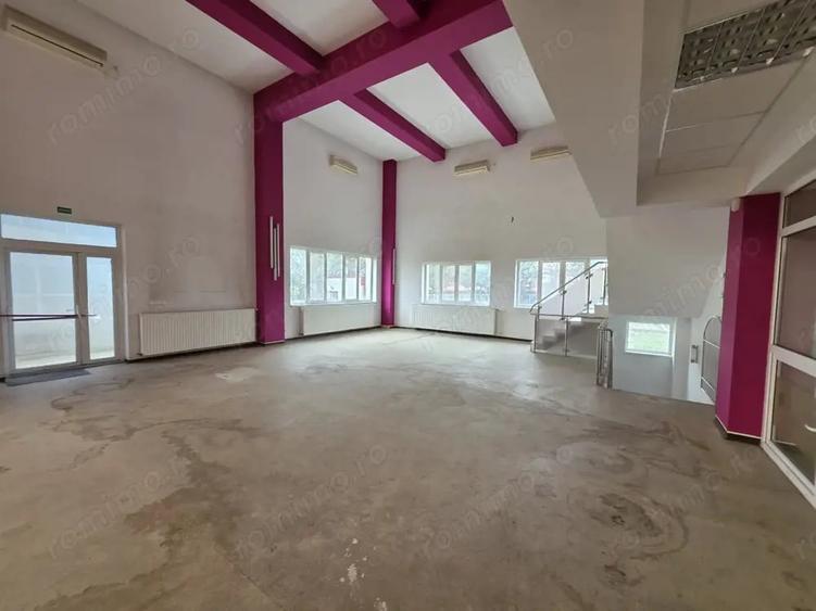 Spațiu comercial, de 1,100 mp, în Voluntari