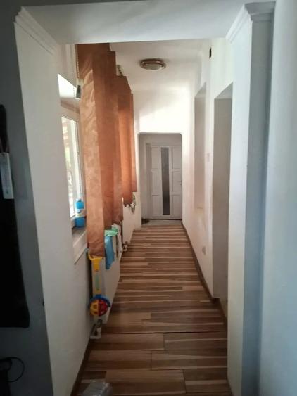 Casă cu 3 camere cu Teren 570 Mp în Central