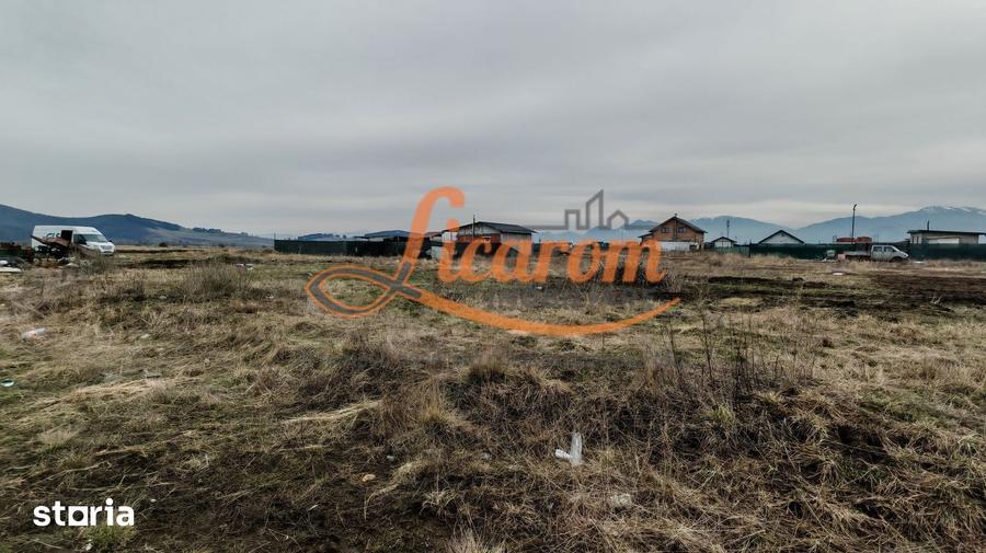 Teren intravilan in suprafata de 644 mp in Sanpetru pret 37000 euro - 2