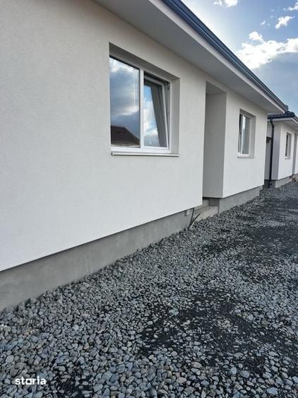 Casă cu 3 camere cu Teren 90 Mp în Tolstoi