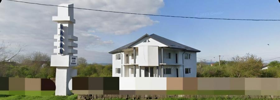 Casă cu 4 camere în Calea Moldovei