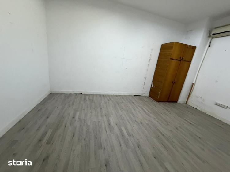 Spațiu comercial, de 122 mp, în Dristor