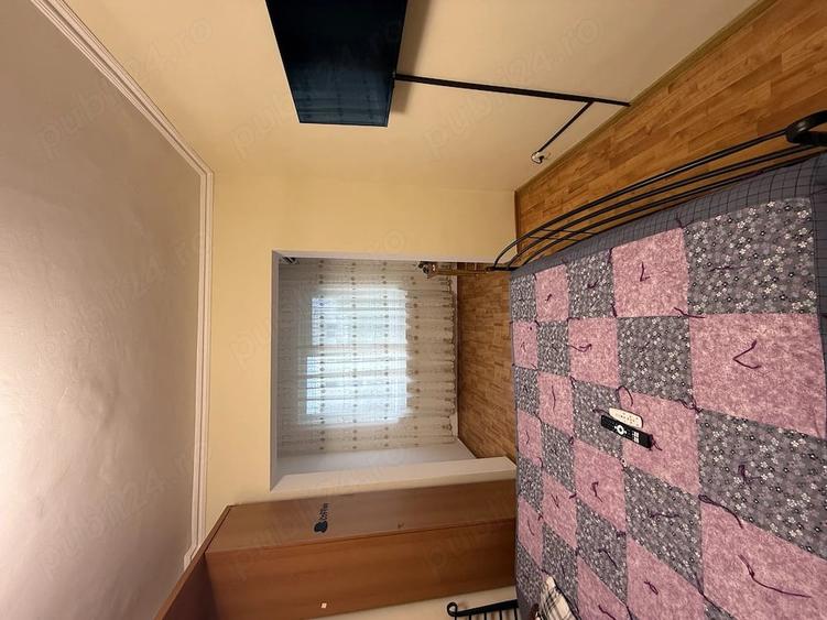 Apartament cu 3 camere decomandat în Crihala