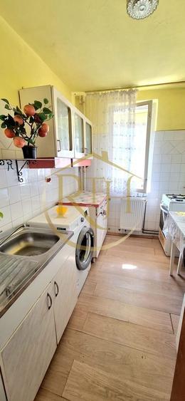 Apartament cu 2 camere decomandat, mobilat în Torontalului