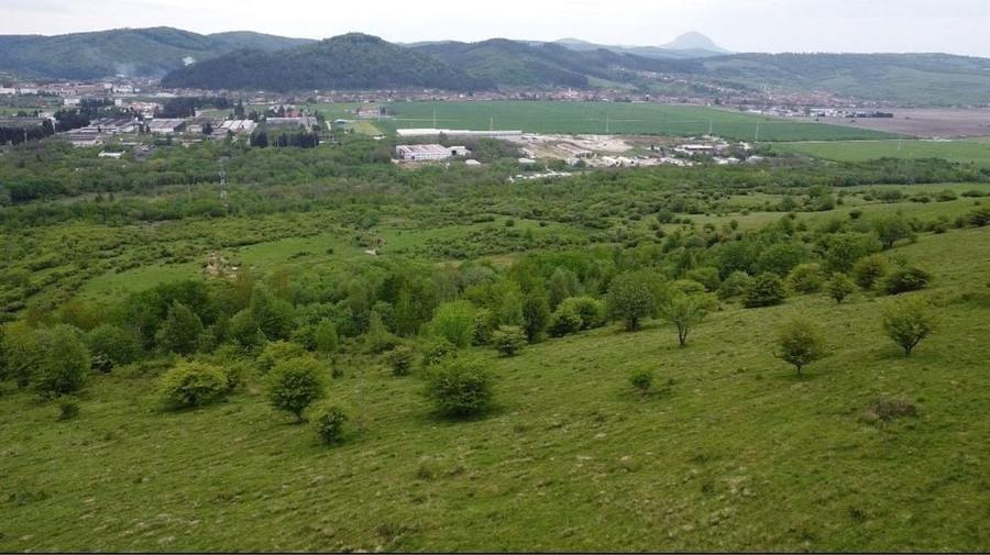 Spațiu comercial, în Tohanu Nou