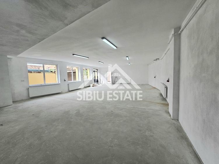 Spațiu comercial, de 140 mp, în Central
