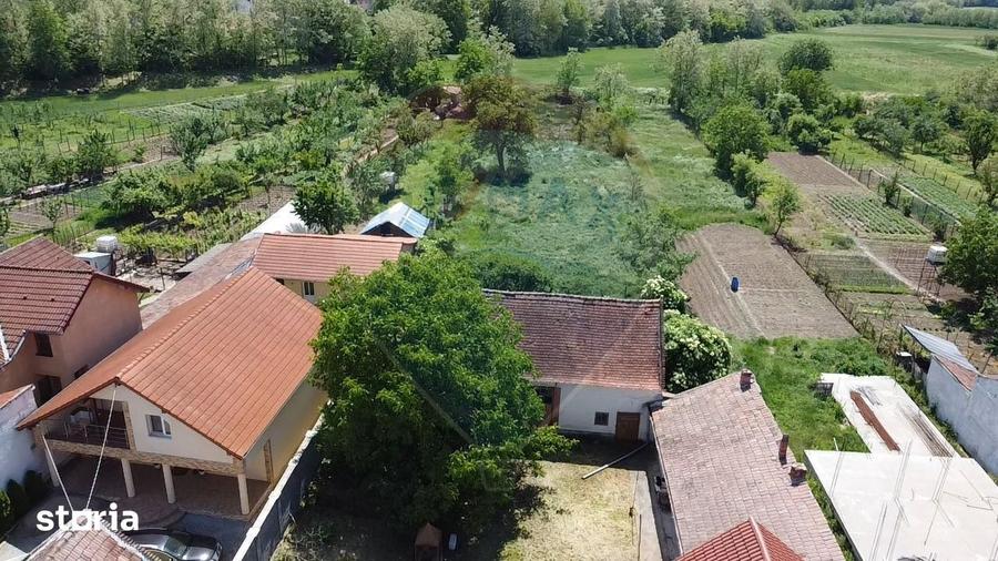 Casă cu 5 camere cu Teren 2905 Mp în Ciugud